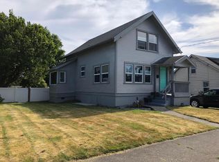 1609 5th St, Tillamook, OR 97141