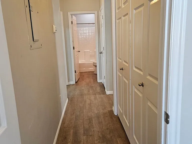 743 N Haworth Cir — Photo 24