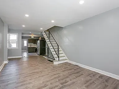 2811 E Venango St — Photo 2