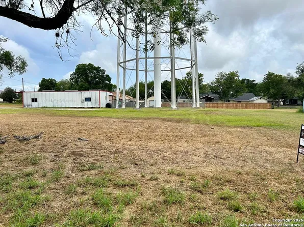 0 W Huntington, Beeville 78102