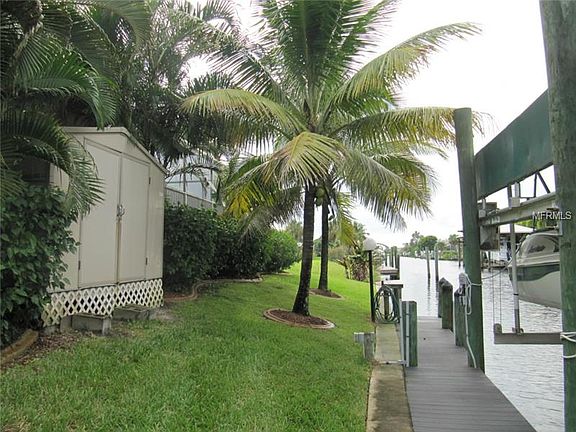 3rd image of 24368 Treasure Island Blvd