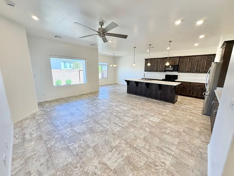 321 S Deep Creek Dr — Photo 8