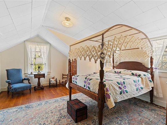 38th image of this home