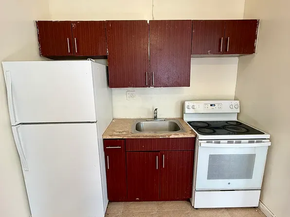 (undisclosed Address), Bronx, NY 10456