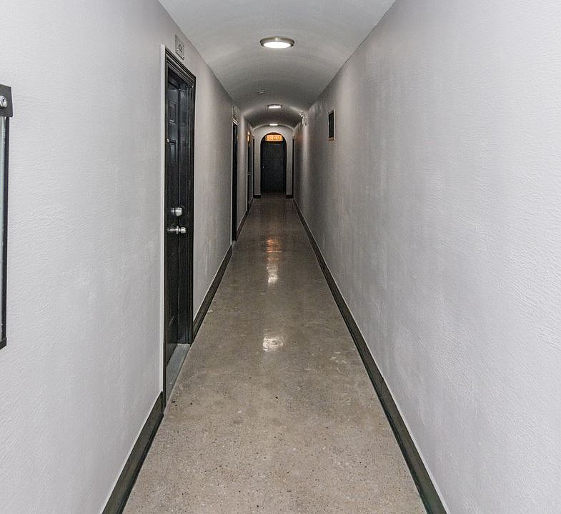1st image of 7147 S Jeffery Blvd #405