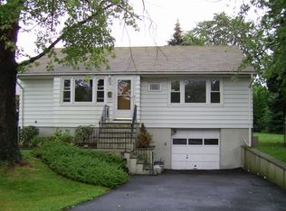 16 Montclair Ave, Little Falls, NJ 07424