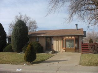 45 Dundee Ln, Pueblo, CO 81001
