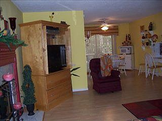 3rd image of 3 Saratoga Ct