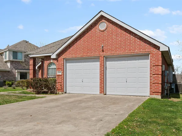 2905 Oakshire St, Denton, TX 76209