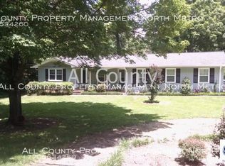 131 Rhodes Dr, Marietta, GA 30068