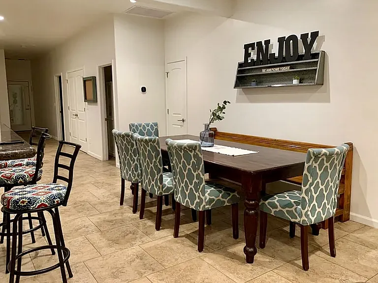 2501 E Mabel St — Photo 5