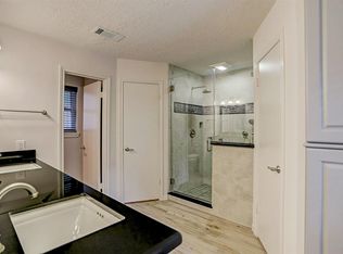 2046 Riverlawn Dr, Humble, TX 77339