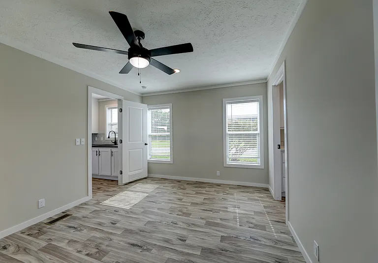 295 Seay Rd #38 — Photo 46
