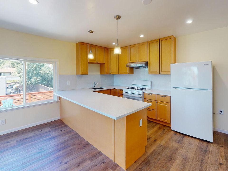 1st image of 2923 Partridge Ave