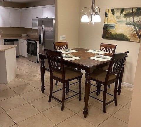 5th image of 3591 KERNAN Boulevard #704