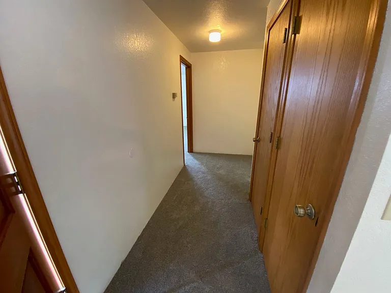 2220 NW Cabrillo Ct — Photo 7
