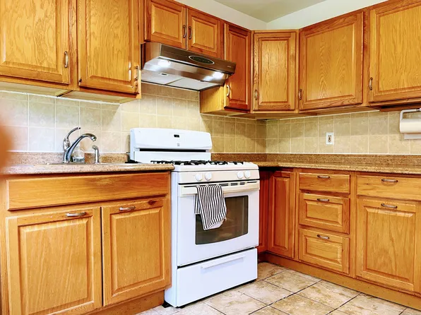 (undisclosed Address), Danbury, CT 06810