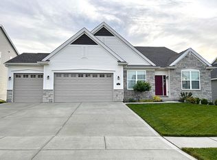 216 Knob Creek Court, Lake Saint Louis, MO 63367