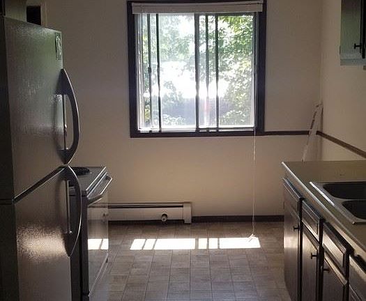 4th image of 110 W Front St APT 34