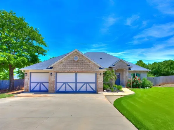 1790 Buckskin Ct, Blanchard, OK 73010