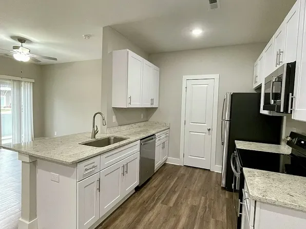 325 English Commons Dr, Lynchburg, VA 24501