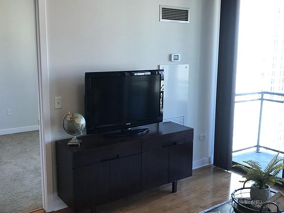 5th image of 650 W Wayman St Unit 704C