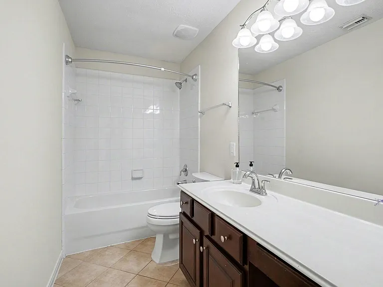 2742 Villa Pisa Ln — Photo 24