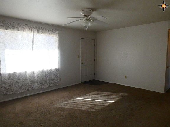 5th image of 808 W Cannon Ave