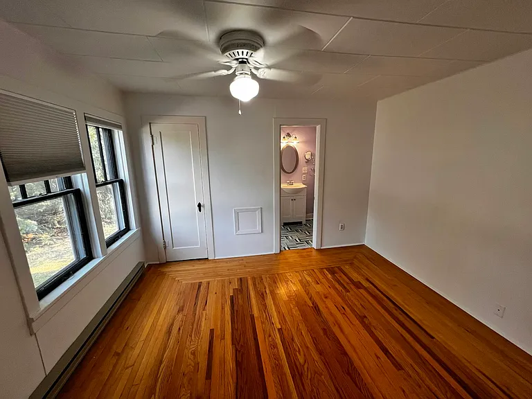 1613 Hillcrest Dr — Photo 8