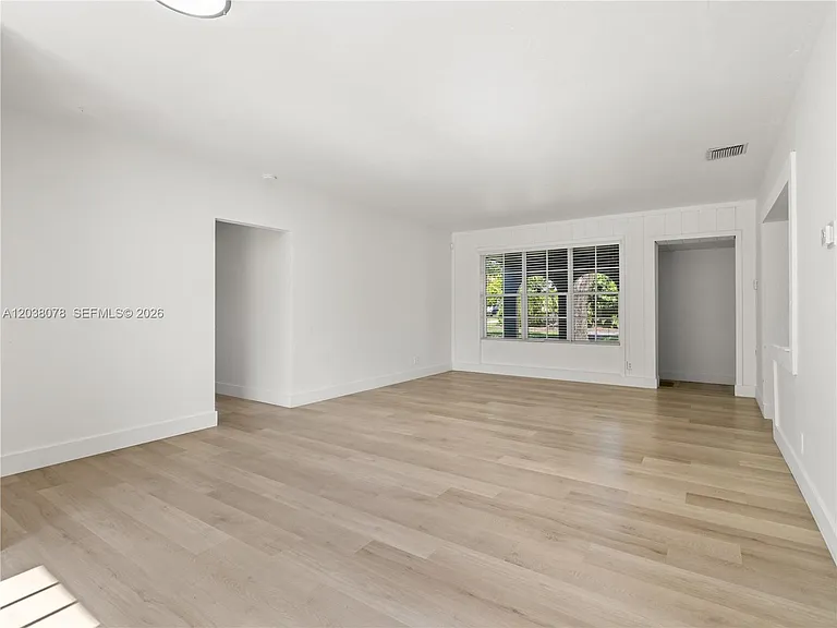 7591 Pierce St — Photo 13