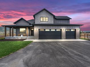 852 Hart Loop, Francis, UT 84036