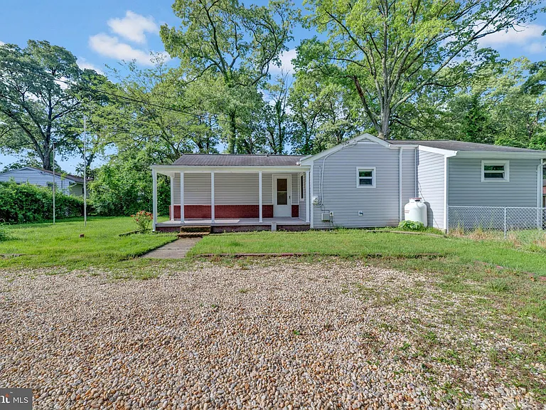 8206 Waterford Rd — Photo 22