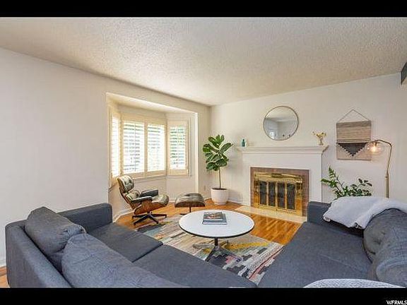 2nd image of 2139 E Bryan Ave