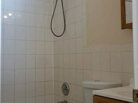3rd image of 59-37 41st Ave Floor 1