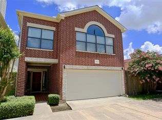9705 Linkmeadow Ln, Houston, TX 77025