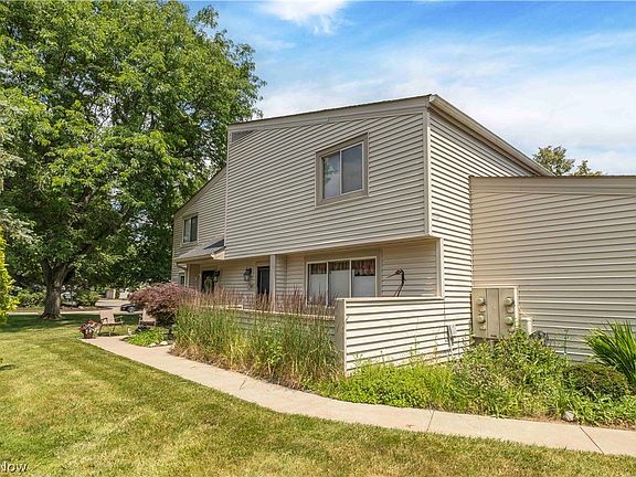 2nd image of 3093 Bay Landing Dr