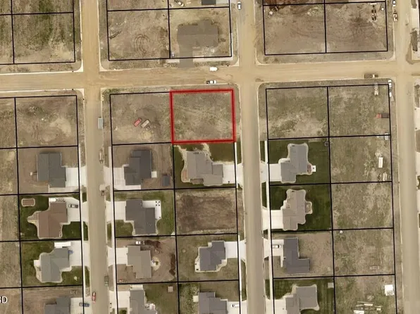 4th St NW, Watertown, SD 57201