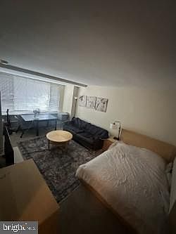 3rd image of 1111 Arlington Blvd #W-244