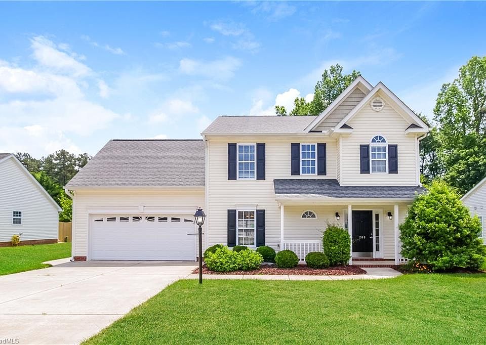 1st image of 209 Cypress Ct