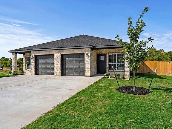 2nd image of 206 Dolphin Dr