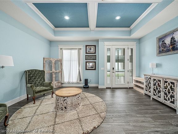 5th image of 3005 Waterway Dr