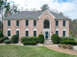 18 Bedros St, Windham, NH 03087