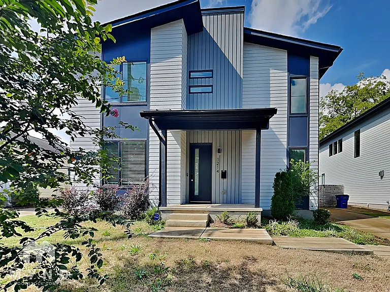 1214 Garner Rd — Photo 1