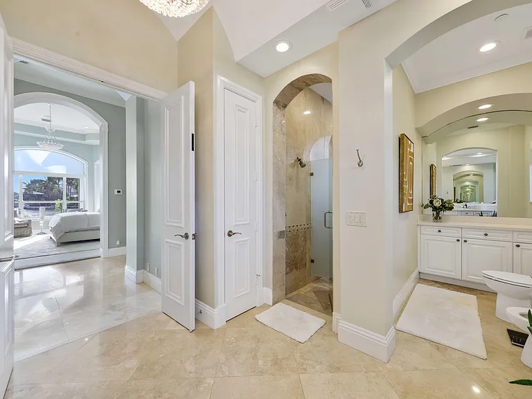 408 Fisher Ln — Photo 43