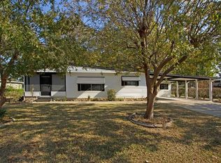 23 Magnolia Ln, Wildwood, FL 34785