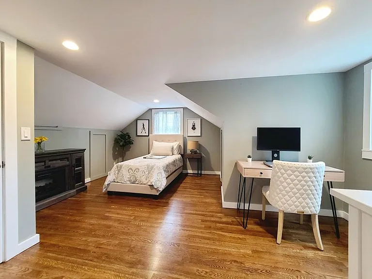 25 Burdette Ave — Photo 12