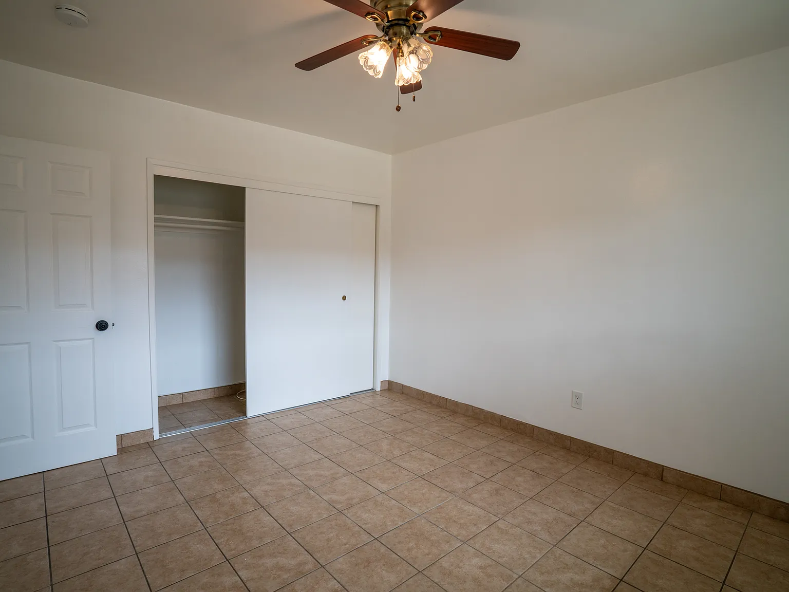 1 bed, 778 sqft, $2,100 — Photo 3