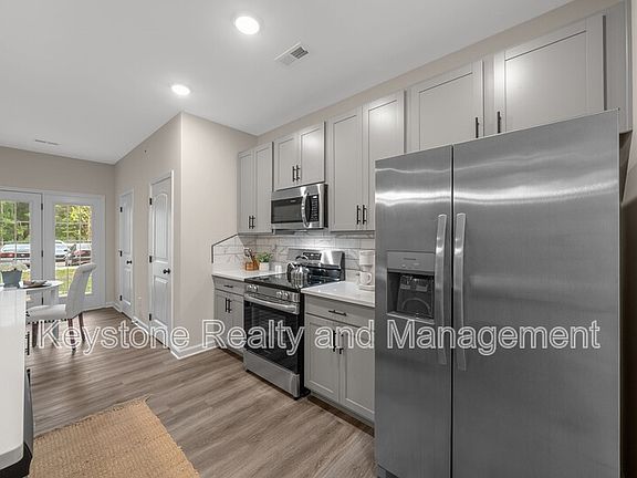 5th image of 15 Millswood Dr #A105