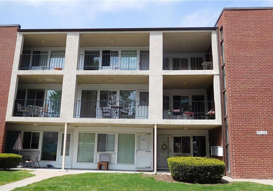 1st image of 234 West Walk #234