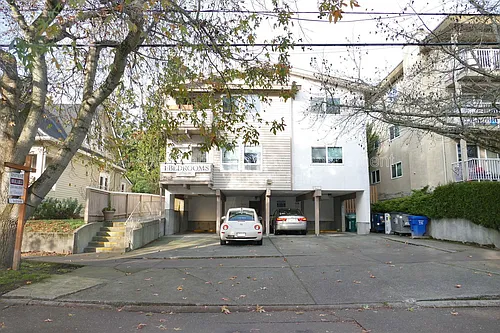 1742 NW 58th St #100 Photo 1
